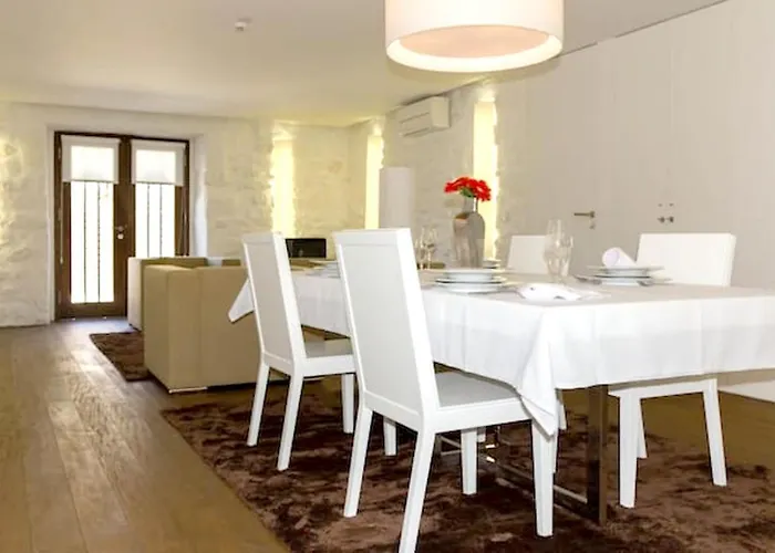 Feriehus Charming In Riba De Mouro, Fireplace *